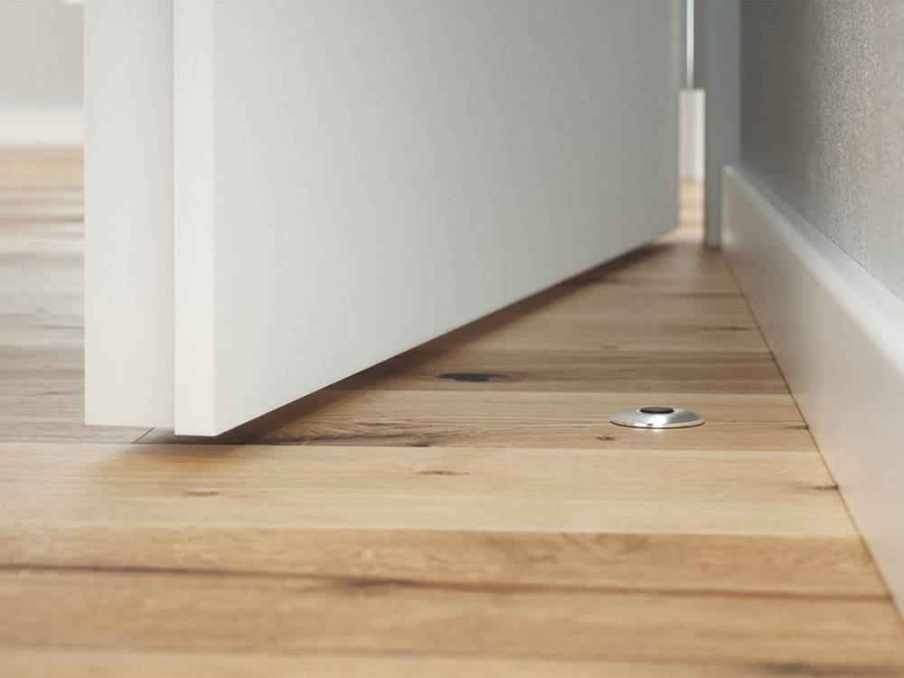 Fantom durų stabdis